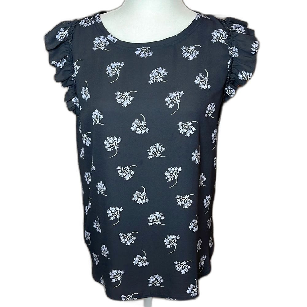 EUC Loft Floral Flutter Sleeve Blouse | Gray | Medium